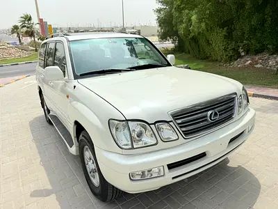 2004 Lexus LX-SERIES photo 10