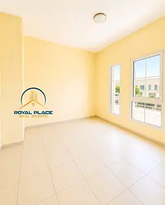 VACANT | BACK TO BACK | CORNER | SPACIOUS