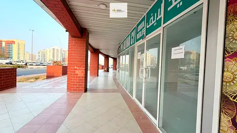 متجر في الطابق الأرضي | سوبريم ريزيدنسي | واجهة مطلة على الشارع