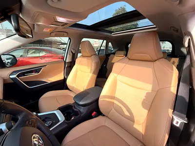 صورة 10 لـ 2024 Toyota RAV 4