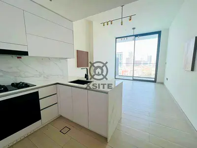 Modern Living |Kitchen Appliances |Pool View