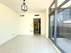 1BR Corner Unit | Near Metro | Vacant