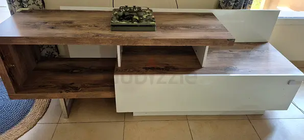 Tv cabinet