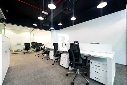 Bay Square 8 | Premium | Ideal Business Office
