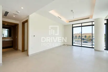 Spacious Terrace | Open Views with Appliances