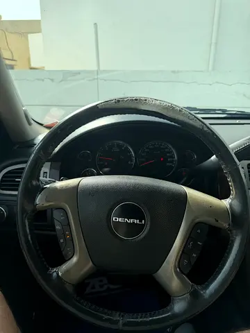 2010 GMC YUKON 照片 15