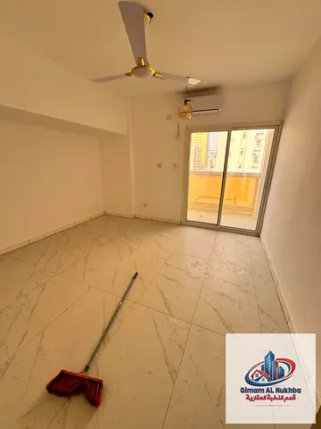 Cheapest 3BR apartment in Al Majaz 2 for AED 40,000, with 2 balconies, spacious rooms, super deluxe finishes, deferred deposit, and easy access to Dub
