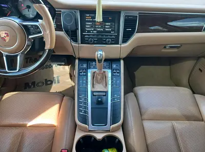 Porsche Macan S 2015 | GCC Specs | Lady driver | Well Maintained