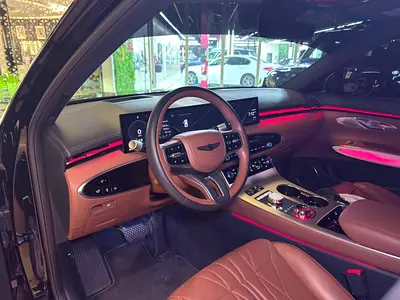 صورة مصغرة 13 لـ 2025 Genesis GV70