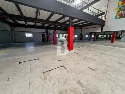 PREMIUM FITTED WAREHOUSE | 8600 Sqft |G+M