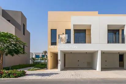 Brand New | Single Row | Close to the Park & Pool