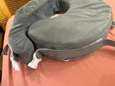 Breastfeeding pillow (my breast friend)