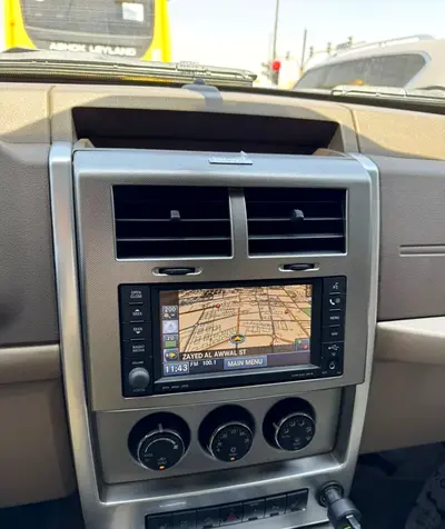 2010 JEEP CHEROKEE 照片 5