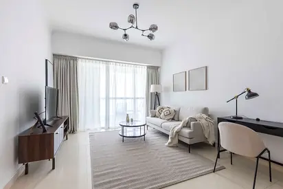 High floor | JLT lake views | Prime JLT location