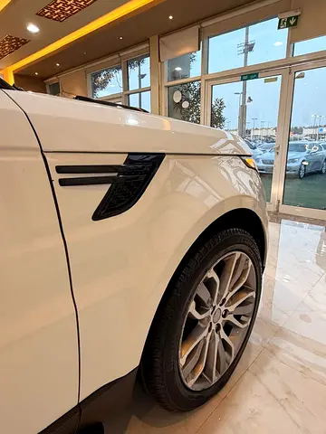 2015 LAND Rover RANGE ROVER SPORT thumbnail 13