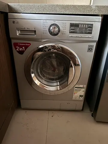 LG 2-in-1 Front Load Washer Dryer 8kg / 4kg - Silver, Good Working Condition