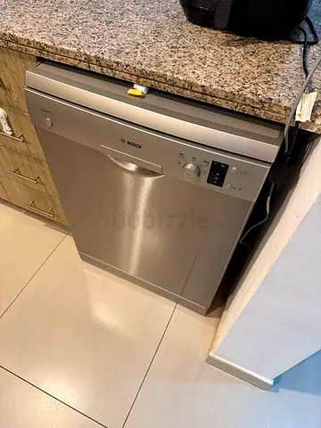 Bosch 12 Place Dishwasher Silver Series 2 - Excellent Working Condition