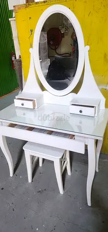 Ikea vanity Dresser available in perfect condition