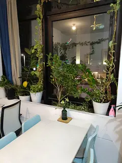 PRIVATE ROOM
