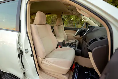 صورة 11 لـ 2022 Toyota PRADO