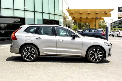 صورة 4 لـ 2024 Volvo XC60
