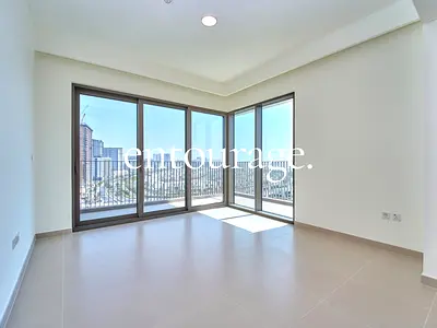 Vacant | Corner Unit | Multiple Options