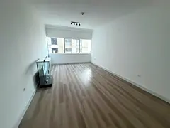 Upgraded! High Floor! Chiller Free