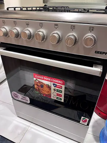 Geepas 4 Burner Gas Cooker with Oven
