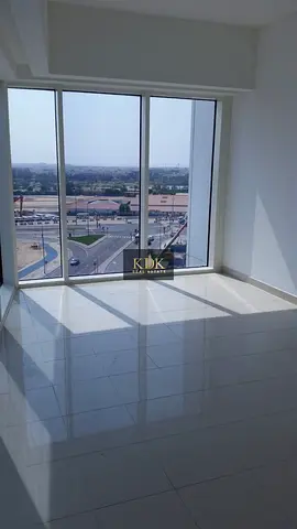 Mid Floor | Spacious 1-BHK | Unfurnished Unit