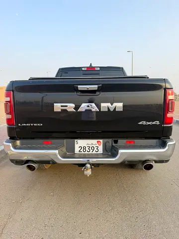2021 RAM 1500 — миниатюра 4