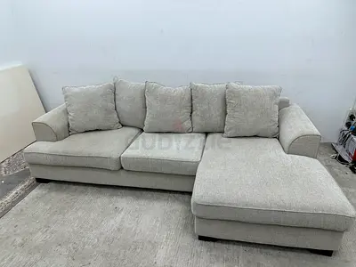 Looks great condition the one brand Kingston lshape sofa