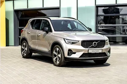 صورة 2 لـ 2024 Volvo XC40