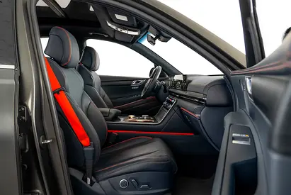 2025 Genesis GV80 — миниатюра 8