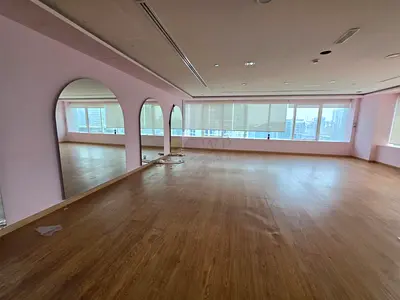 Luxury Tower | Vacant | Canal View | Ready to Move