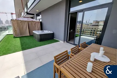 Furnished | High Quality | Terrace & Hot Tub