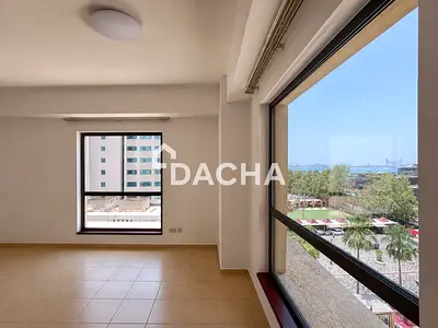 Up to 4 cheques | Ain Dubai & JBR views | Vacant