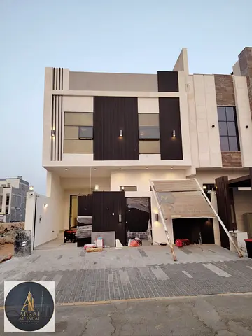 تملك حر لجميع الجنسيات بسعر تنافسي شامل جميع رسوم التسجيل مع مساحات واسعه وتشطيبات راقيه