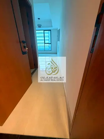 🏡 **متاح الآن للإيجار السنوي في منطقة الحميدية – عجمان** 🏡  فرصة مميزة للسكن في **بناية جديدة وأول ساكن**، شقة بتشطيب ممتاز وموقع مميز قريب من جميع