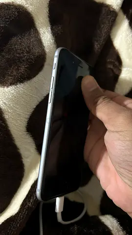 Silver iPhone 6s 16gb simlocked