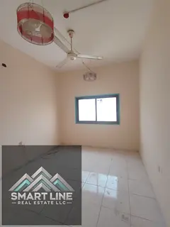 NO DEPOSIT NEAR TO SACHOOL 3BHK WITH BALCONY NICE LOCATION RENT ONLY 30K
