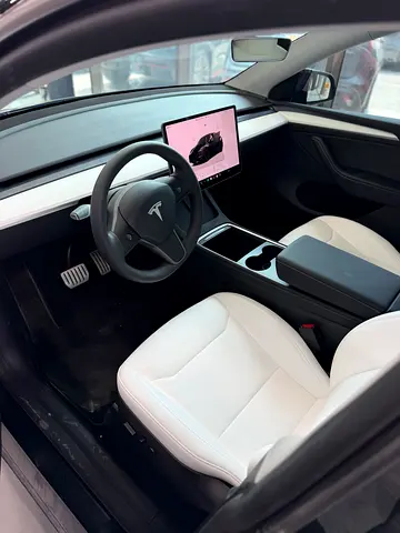 Tesla Model Y Performance, миниатюра 4