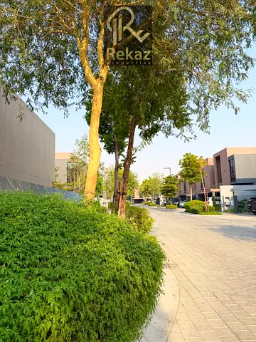 Furnished 3BR Townhouse Rent Masaar Robinia