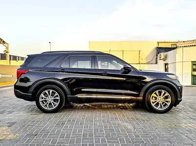 2023 FORD EXPLORER thumbnail 4