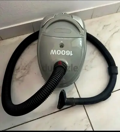 Gray Canister Vacuum Cleaner - 1600W, Good Working Condition