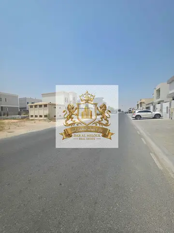 Prime residential land for sale in Al Hooshi neighborhood – Sharjah 📍 Strategic location near the bridge Freehold ownership for all Arab