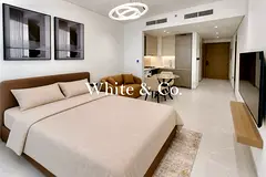 Fully Furnished | 12 Cheques | Corner Unit