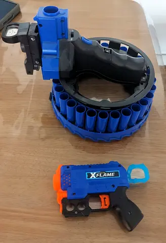 Foam dart blaster gun( battery operated)