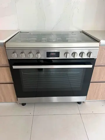 Bosch series 6 Lasted model Coker 90 cm 60 cm