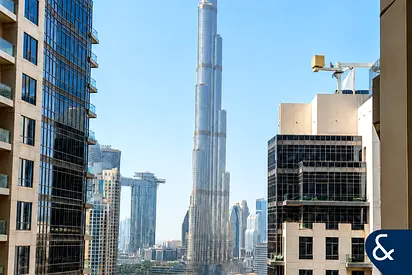 Full Burj and Canal View Studio