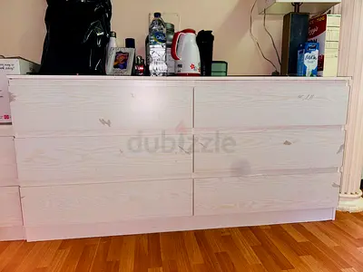 White 6-Drawer Wooden Dresser / Chest of Drawers - Good Condition